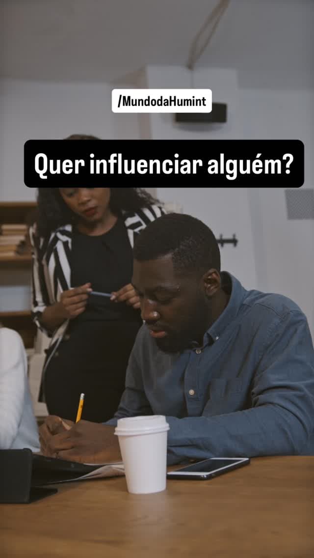 A forma mais fácil de influenciar alguém é quando o outro te percebe como autoridade.